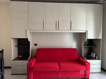 Mobile sala e Divano