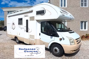 Kentucky Estro 4 garage-Rosignano caravan