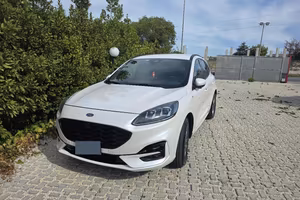 FORD KUGA ST-LINE X