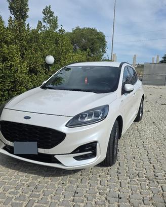 FORD KUGA ST-LINE X