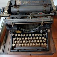 Macchina da scrivere  Underwood del 1917