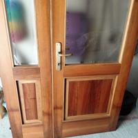  Porta interna  in Noce massiccio.