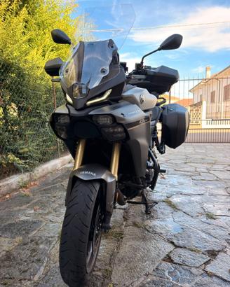 Yamaha Tracer 9 GT Y-AMT 2025 – Full Optional