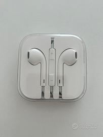 Apple EarPods originali con connettore jack 3,5 mm