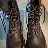 Dr. Martens Nere in Pelle – Originali, Mai Usate