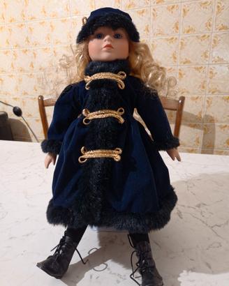 Bambola in porcellana da collezione anni '80