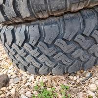 gomme  Falken 265/70 R17.  WILDPEAK MT01