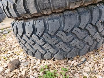 gomme  Falken 265/70 R17.  WILDPEAK MT01