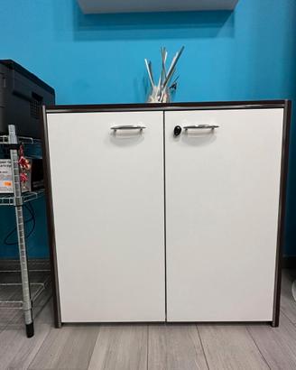 ARREDAMENTO COMPLETO UFFICIO