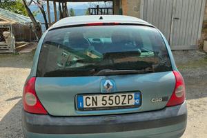 Renault Clio 2003 1.2 benzina. Ok Neopatentati 