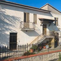 Casa singola con terreno