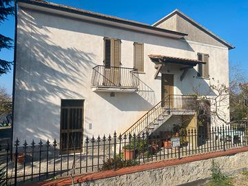 Casa singola con terreno