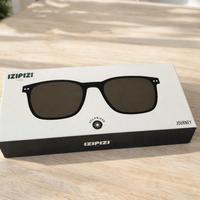 Occhiali da sole polarizzati