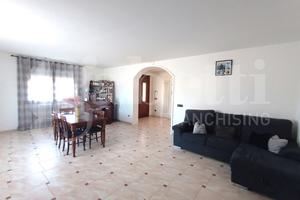 Ampia Villa Singola [C0691]