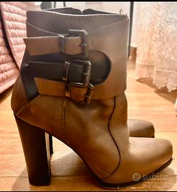 Stivaletti n.35 -  Emanuela Passeri