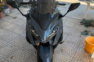Yamaha T Max 560 - 2022