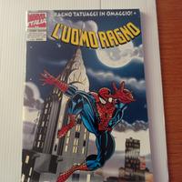  L' UOMO RAGNO CON TATUAGGI 