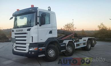 Iveco Scania R420 CB 8x2 con gancio scarrabile