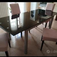 Tavolo in vetro nero per 6 persone