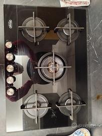 Piano cottura DeLonghi