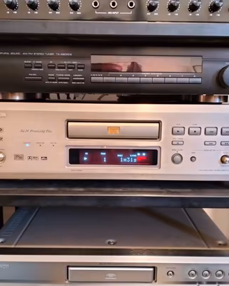 DENON A11  SACD/CD/DVD  