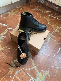 DR. MARTENS STIVALETTI 101 IN PELLE SMOOTH (NUOVI)