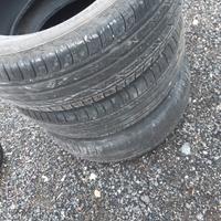 3 Gomme Estive Bridgestone Turanza 215 60 R17 96H