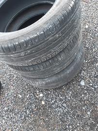 3 Gomme Estive Bridgestone Turanza 215 60 R17 96H