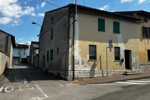 CASA INDIPENDENTE A PAVONE DEL MELLA