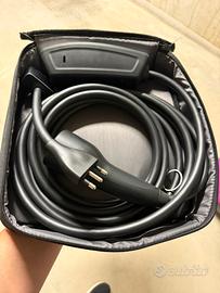 Tesla Mobile Connector Gen 2, adattatore italiano