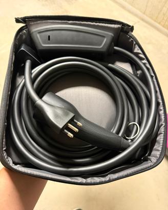 Tesla Mobile Connector Gen 2, adattatore italiano