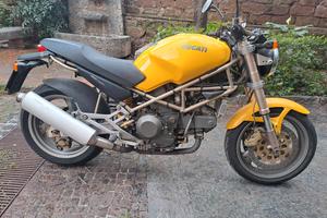 Ducati Monster 900