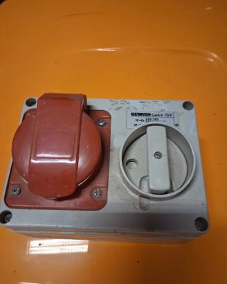 presa gewiss  presa interbloccata e moltiplicatore