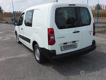 Partner berlingo 1.6 hdi maxi con 5 posti n1