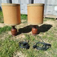 Lampade vintage in legno