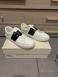 scarpe Valentino