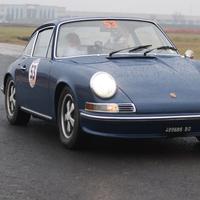 Porsche 911 2.4 T
