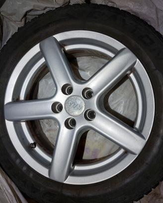 cerchi e gomme invernali 185 60 R15 88T