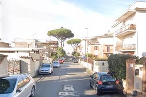 Casal morena elegante bilocale arredato