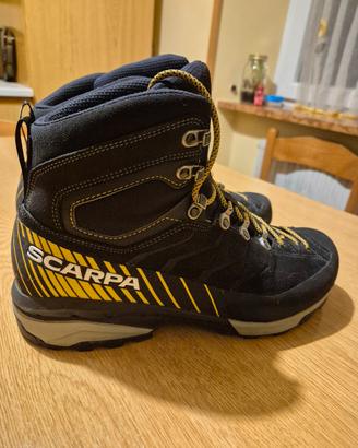Scarpe da montagna