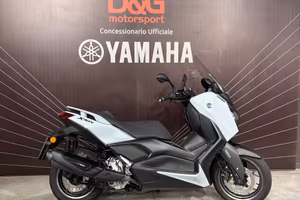 Yamaha X-Max 300 Tech Max