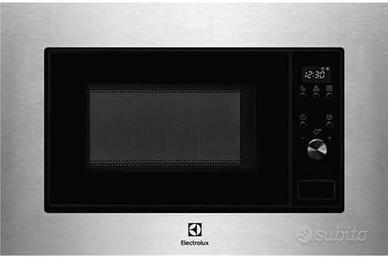 Forno Microonde Electrolux MO318GXE