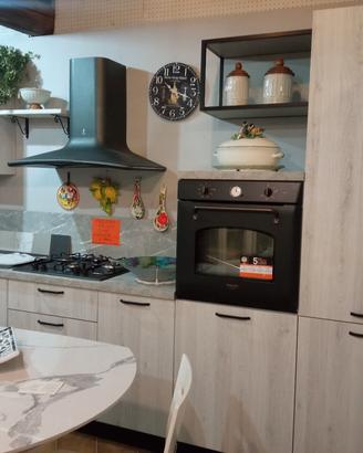 cucina nuova da esposizione 