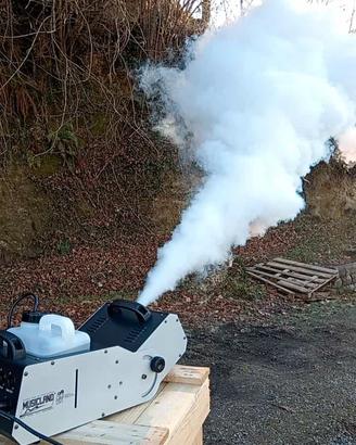 macchina nebbia 1500W con getto direzionabile 