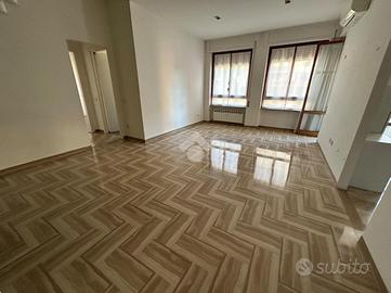3 LOCALI A TERNI