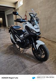 Honda X ADV 750