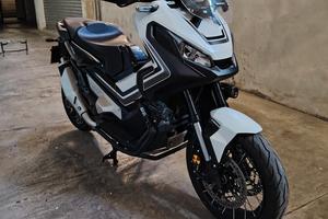 Honda X ADV 750
