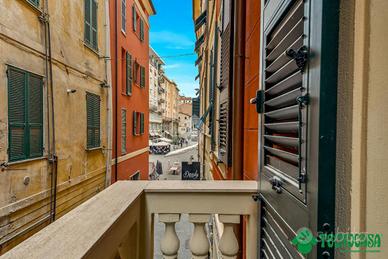 3 LOCALI A LA SPEZIA