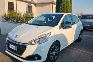 Peugeot 208 PureTech 82 5 porte Allure