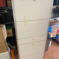 Scarpiera a 4 ante salvaspazio in legno bianco